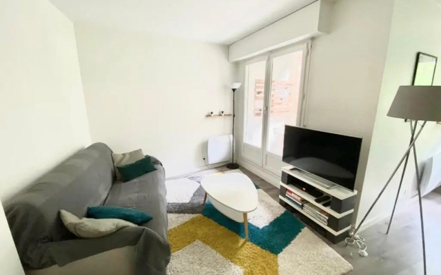 T2 proche château de Versailles 15min