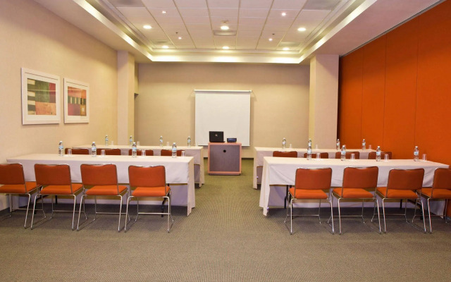 City Express by Marriott Saltillo Norte