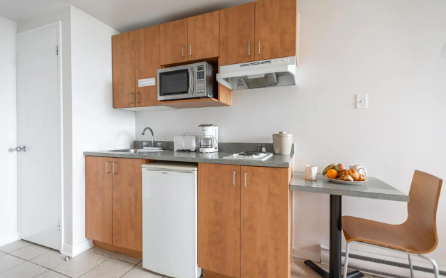 Hotel Les Suites Labelle