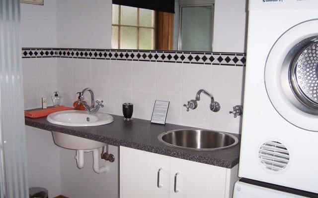 Cottage On Gunning