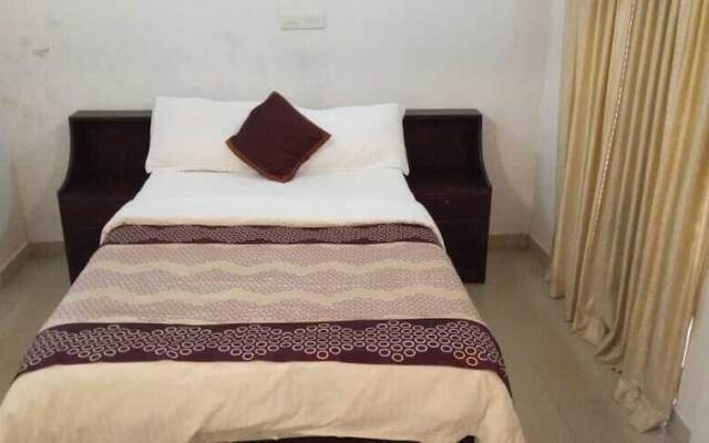 Saro Lake County Hotel