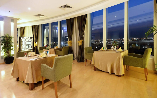 Holiday Villa  And Residence City Centre Doha