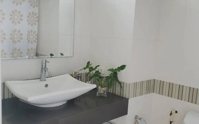 Sky Place Serviced Apartment