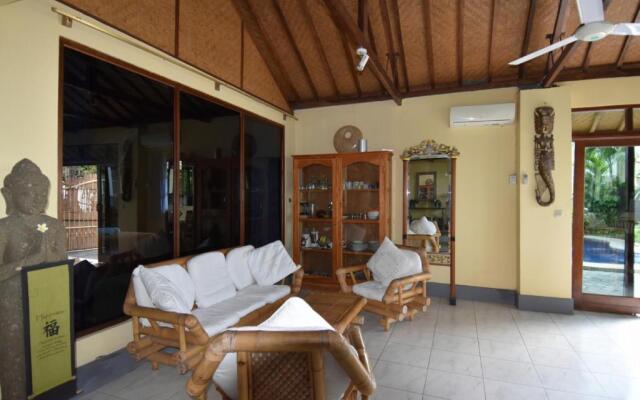 Villa Ganesha, Banjar Beach, Lovina