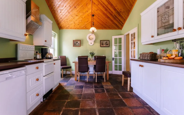 Brookhall Cottages