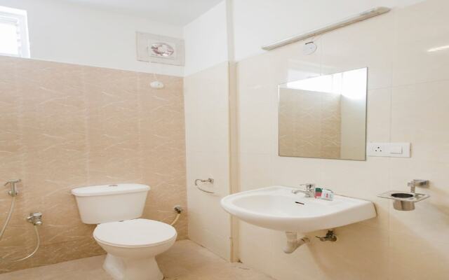 OYO 10594 Hotel Marie Gold