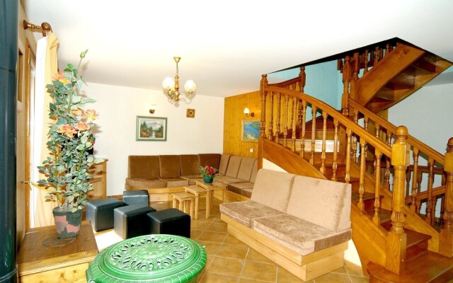 Chalet With 6 Bedrooms in Saint-martin-de-belleville, With Wonderful M