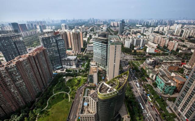 Holiday Inn Beijing Focus Square, an IHG Hotel