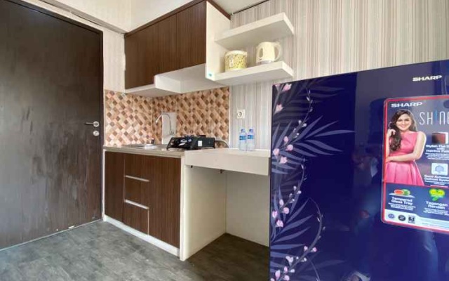 Simply Modern and Lower Floor 2BR Apartment at The Jarrdin Cihampelas By Travelio – Guest Rooms – Bandung