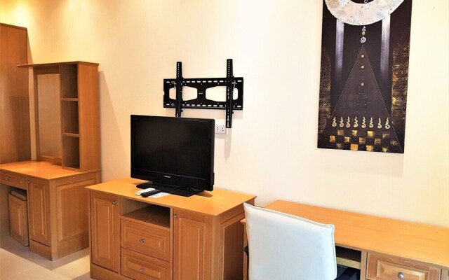 Large 1st Floor Studio Condo at Baan Suan Lalana
