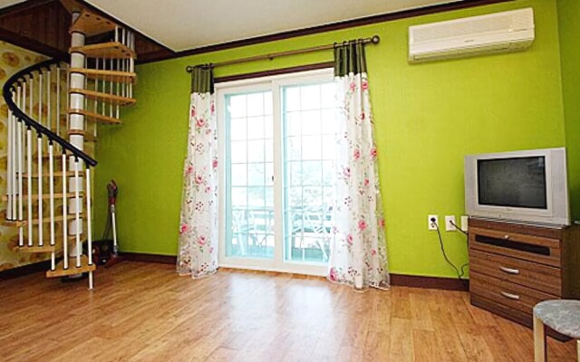 Anmyeondo Keran Blue Pension