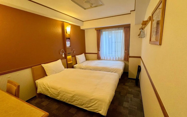 Toyoko Inn Shin Yokohama Station Honkan