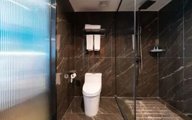 Hengfeng Holiday Inn Huizhou (Boluo Longxi Cultural Square Branch)