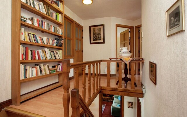 Beautiful Holiday Home With Garden in Belvaux