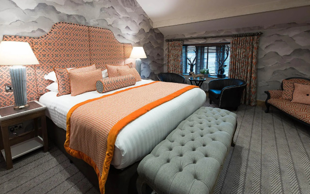 The Fence Gate Lodge