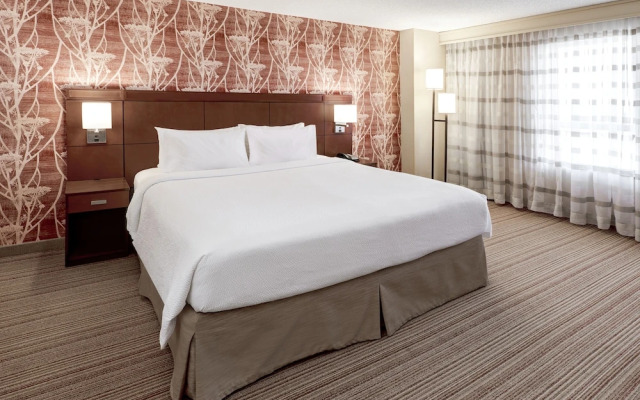 Courtyard Calgary Airport