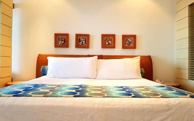 Studio vista mar pé na areia no Santinho STO2208