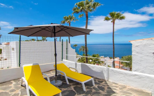 Sunset Dream Bungalow with balcony sea view.