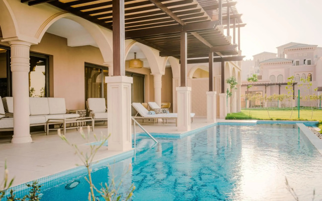 Royal Saray Resort