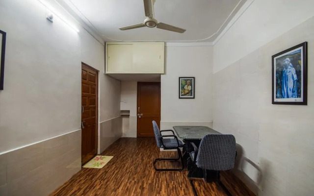 OYO Home 11874 Cozy Villa