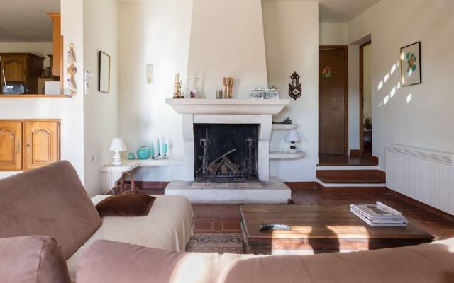 Serena Villa in Saignon With Private Swimming Pool