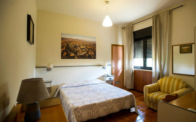 Hotel Porta Ai Tufi