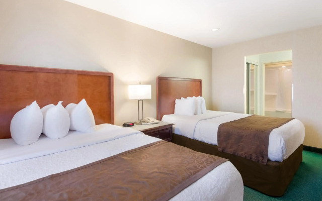 Mainstay Suites Airport