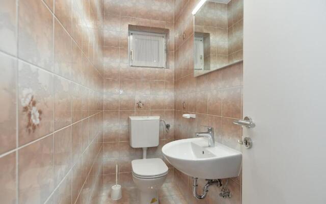 House Pula 2080