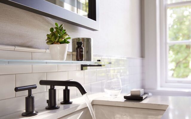 The Whitney Hotel