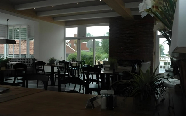 Harbour Club Terherne