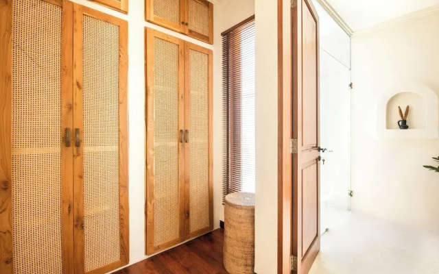 Canggu 400m Tobeach Escape 4br Designer Villa