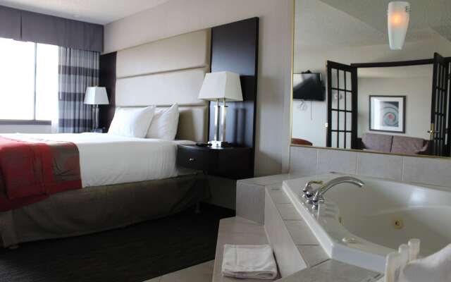 Ramada Plaza by Wyndham Regina Downtown
