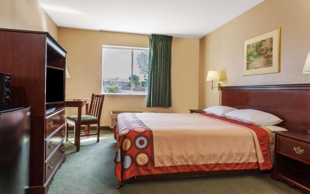 Harvest Inn, Dixon/ UC Davis.