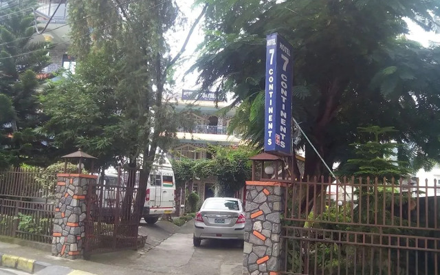 Hotel Seven Continents