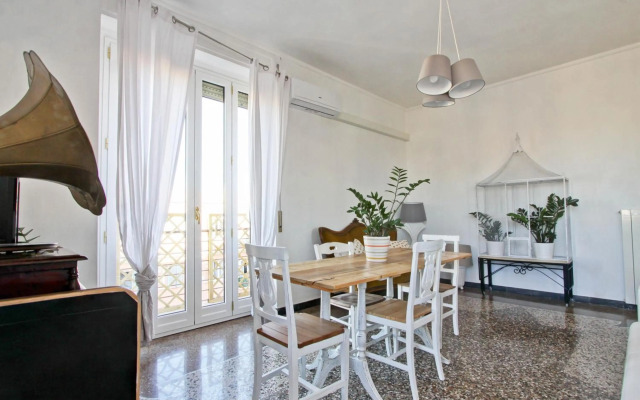 BigFamilyFlats - The Basilica Suite