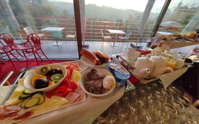 Hotel Rajska Zahrada