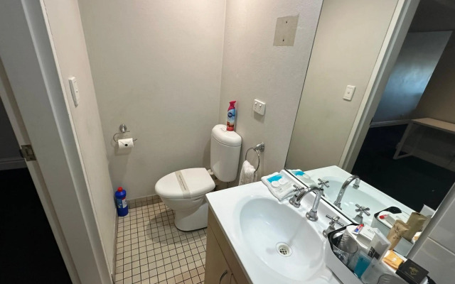 Sydney Airport Suites