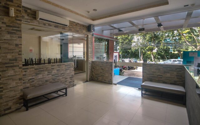 Trend Hotel By RedDoorz