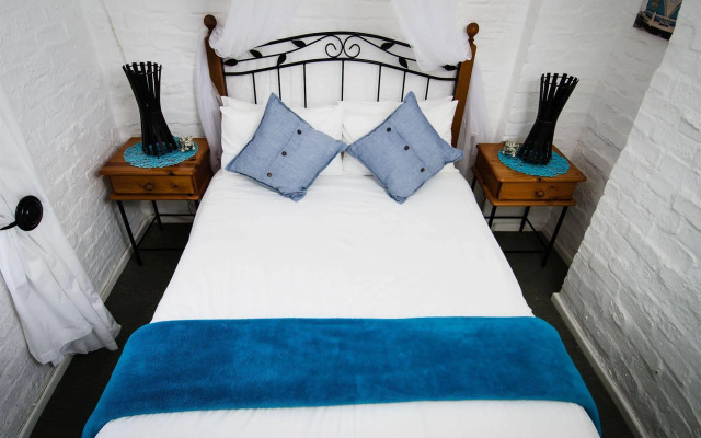 The Surf Shack - Backpackers/Hostel