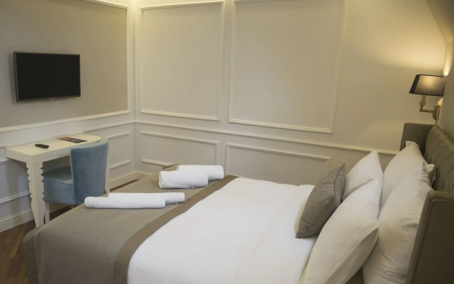 Hotel Mina – Special Class