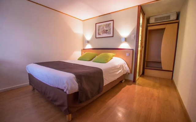 Hotel Kyriad Direct Roanne