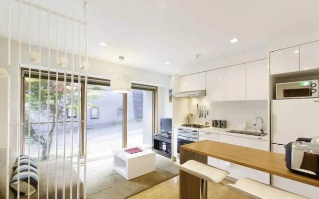 Asanagi Studio by Hokkaido Tracks