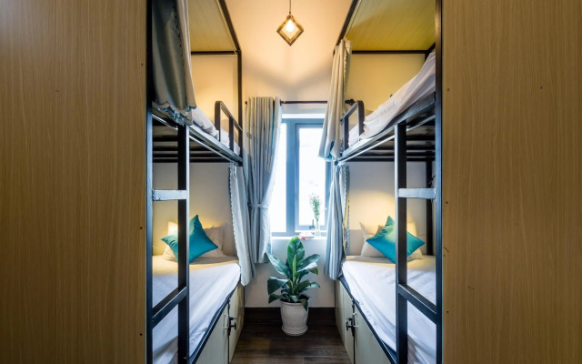Fedora Hostel