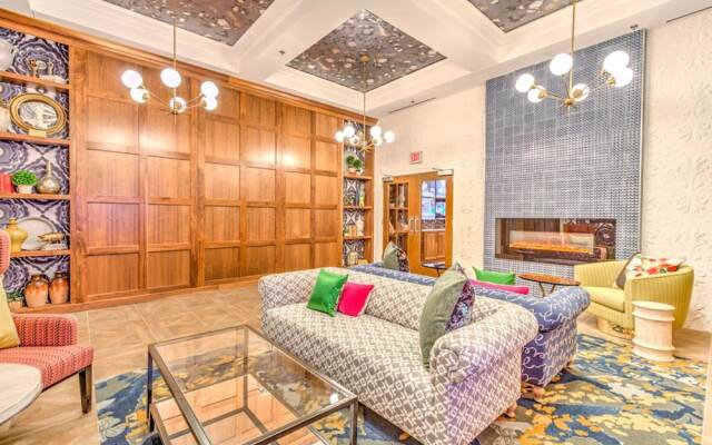 Global Luxury Suites in Downtown Cincinnati