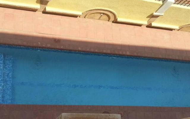 Simama Hotel
