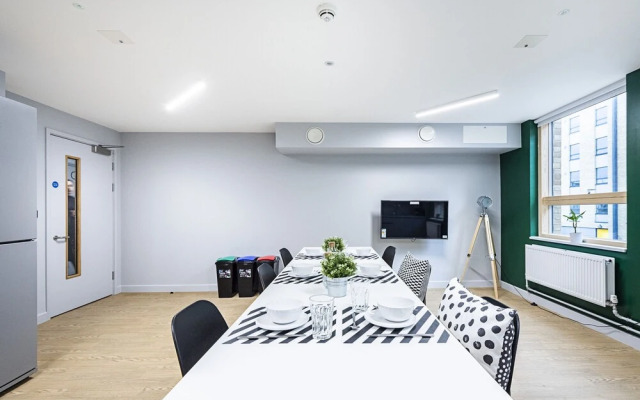 Magnificent Rooms Studios And Apartments