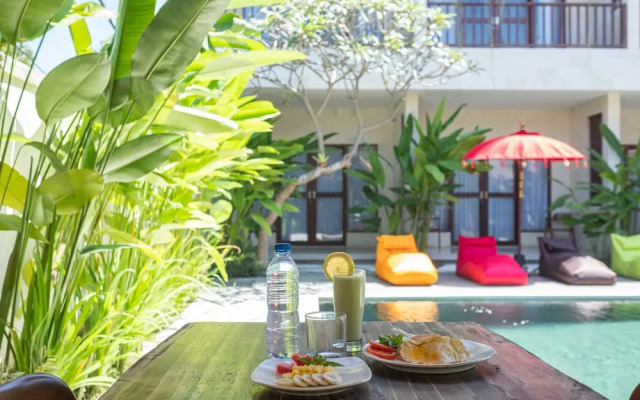 Mupu Jana G.House Keramas