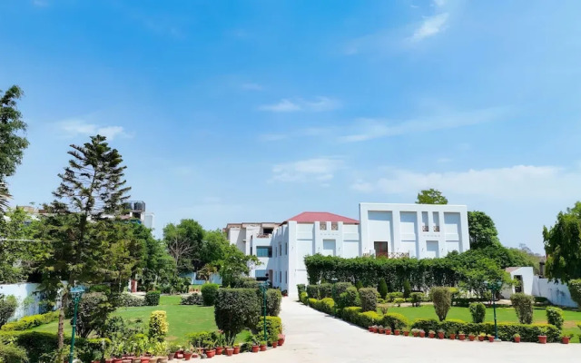 Pink Villa Boutique Hotel
