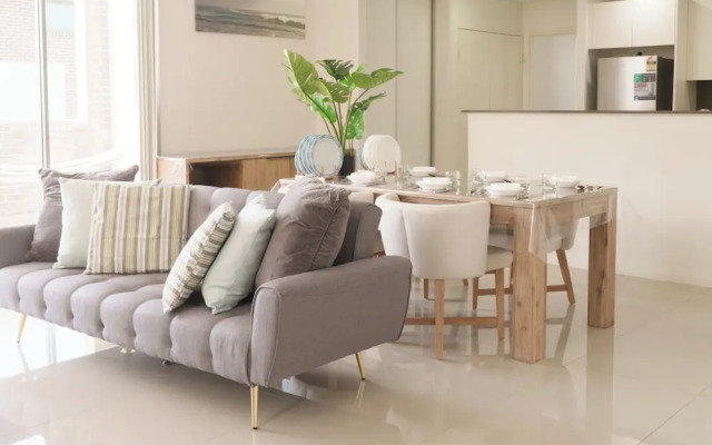 Kozyguru | Hillsdale | 3 Bedroom Apt