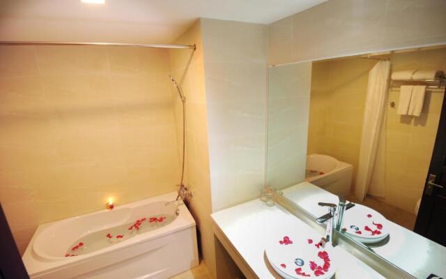 Cuu Long Hotel My Tho